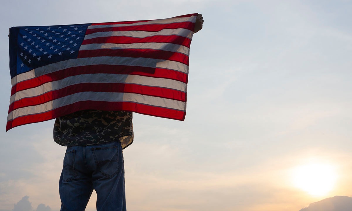 ¿Quieres mudarte a Estados Unidos? Conoce aquí los pasos que debes seguir si tienes un familiar en el país. (Foto: Freepik)