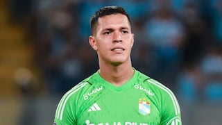 A puertas de la última fecha: Renato Solís sufrió lesión en la rodilla y deberá ser operado