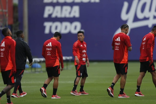 La Selección Peruana sumó un día más de entrenamiento en la Videna antes del amistoso internacional. (Foto: Violeta Ayasta/@photo.gec).