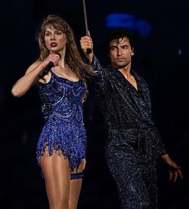 Jan Ravnik junto a Taylor Swift (Foto: Volpi / Instagram)