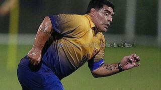 Diego Maradona volvió a las canchas y la rompió en partido de veteranos