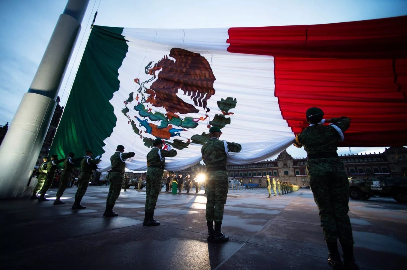 Imágenes por el día de la Bandera mexicana que se realizará este sábado 24 de febrero. (Foto: Internet).