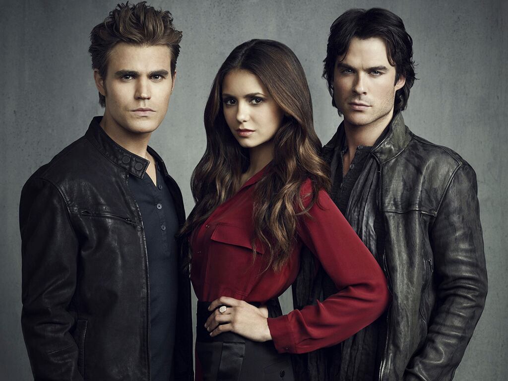 Los protagonistas del triángulo amoroso de "The Vampire Diaries", el cual ha inspirado a varias historias adolescentes (Foto: The CW)
