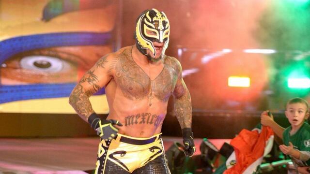 ¿Ahora sí es fijo? Rey Mysterio pasará exámenes médicos para WrestleMania 34