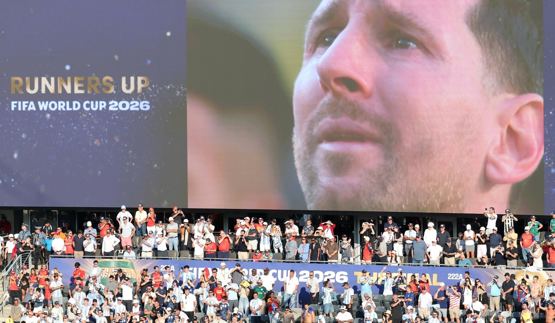 Messi rompió en llanto tras recibir la medalla de subcampeón del Mundial (Foto: EFE)