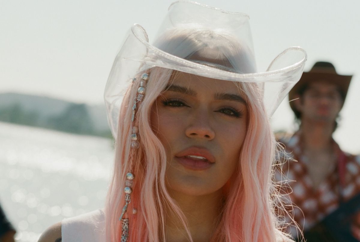 La reggaetonera ha logrado convertirse en una figura de talla mundial (Foto: Karol G / YouTube)