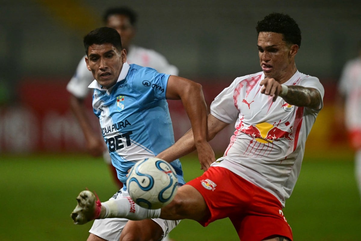Sporting Cristal igualó sin goles ante RB Bragantino. (Foto: AFP)