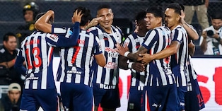 Alianza Lima dejará de contar con un volante para la segunda parte del año. (Foto: Getty Images)
