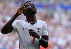 ¡Una máquina! Gol de Bukayo Saka para el 4-0 de Inglaterra ante Francia