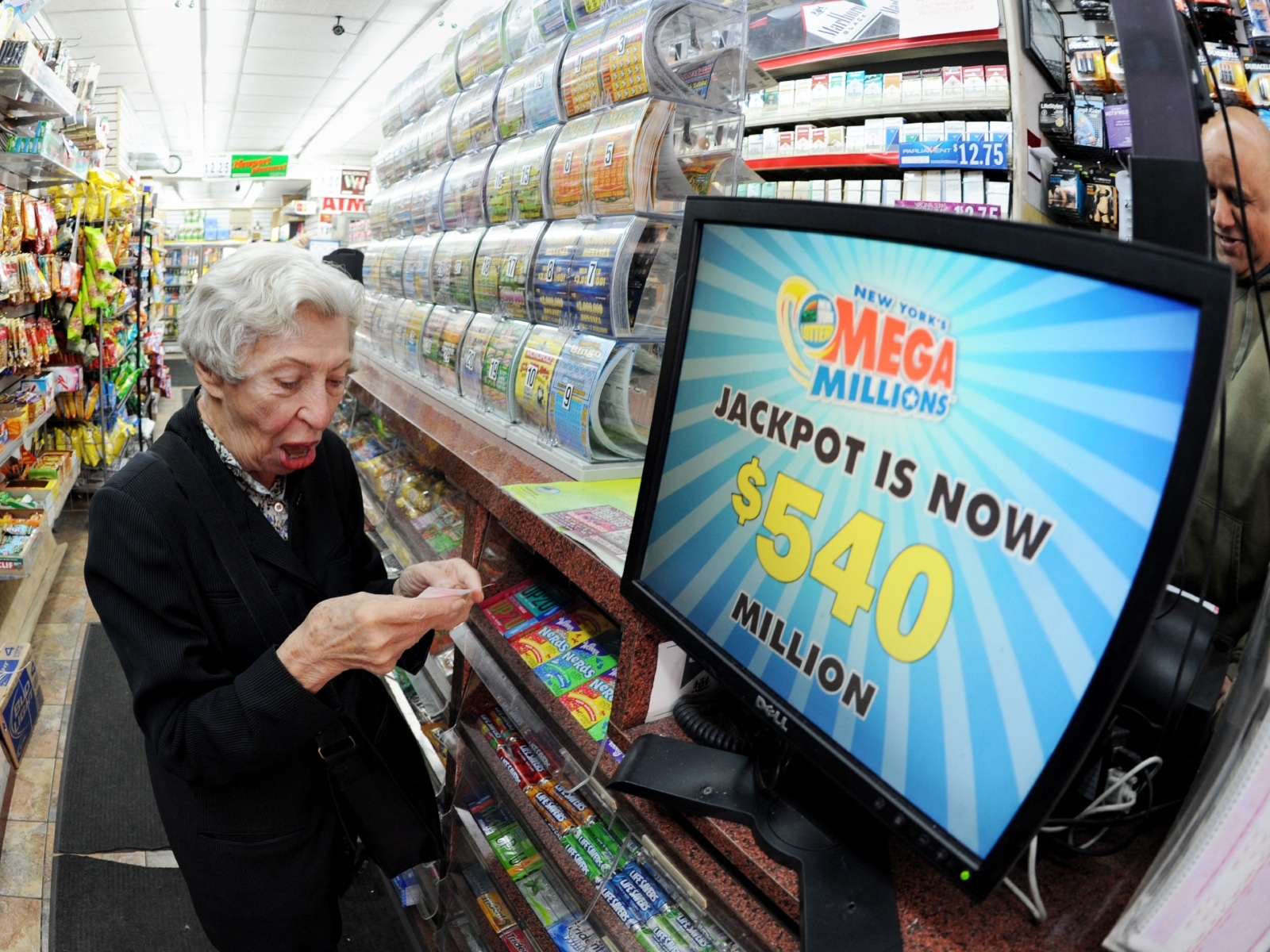 El premio mayor del Mega Millions alcanzó los 285 millones de dólares en el sorteo del viernes 26 de enero (Foto: AFP)