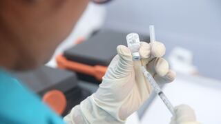 Perú toma contacto con cerca de 12 laboratorios para vacuna contra COVID-19