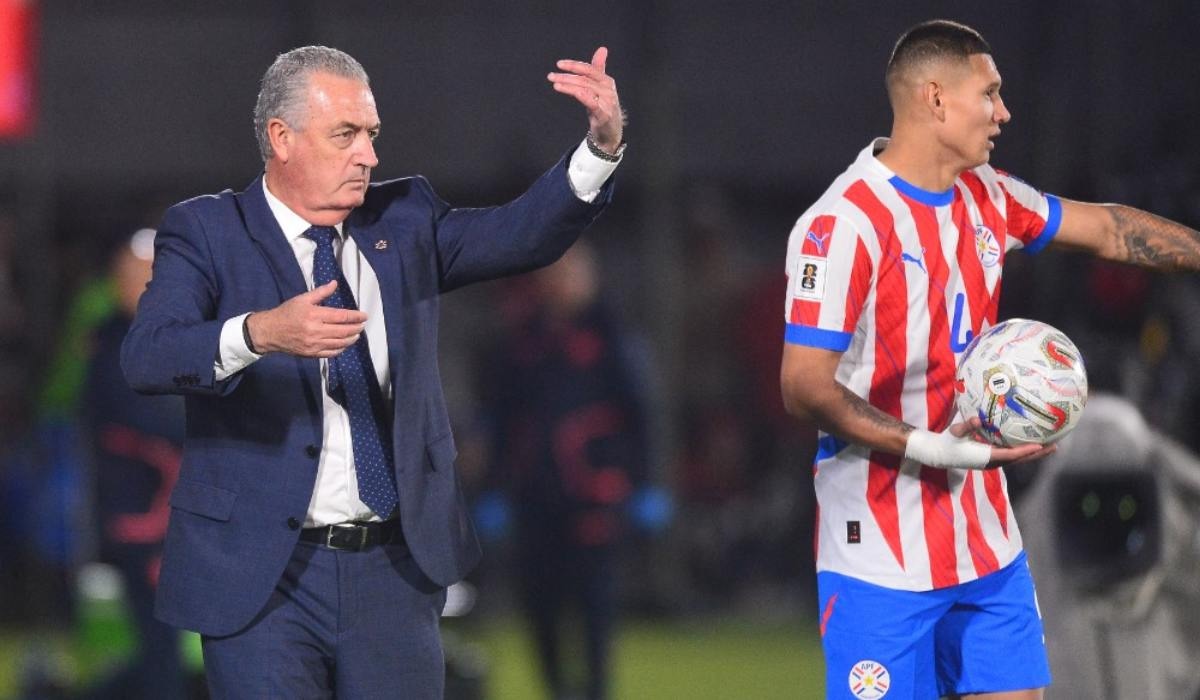 Paraguay convocó a tres jugadores para el partido ante Perú. (Foto: AFP)