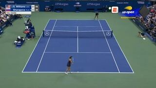 ¡Fue el primero del partido! Serena Williams le quebró el servicio a Maria Sharapova en el primer set [VIDEO]