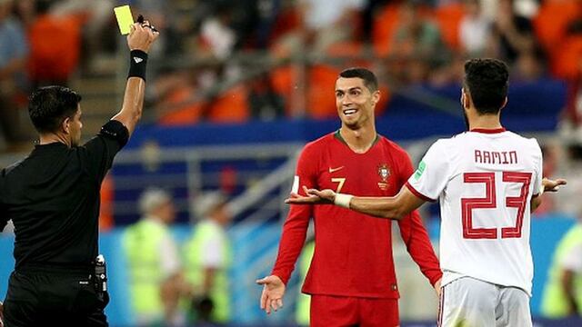 ¡La polémica del Mundial! VAR detectó agresión de Cristiano Ronaldo y árbitro decidió no expulsarlo [VIDEO]