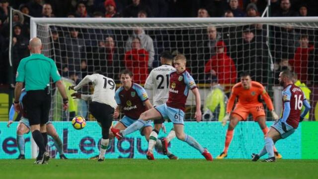 Voltereta y a cobrar: golazo de Sadio Mané en el primer partido del Liverpool en 2018 [VIDEO]