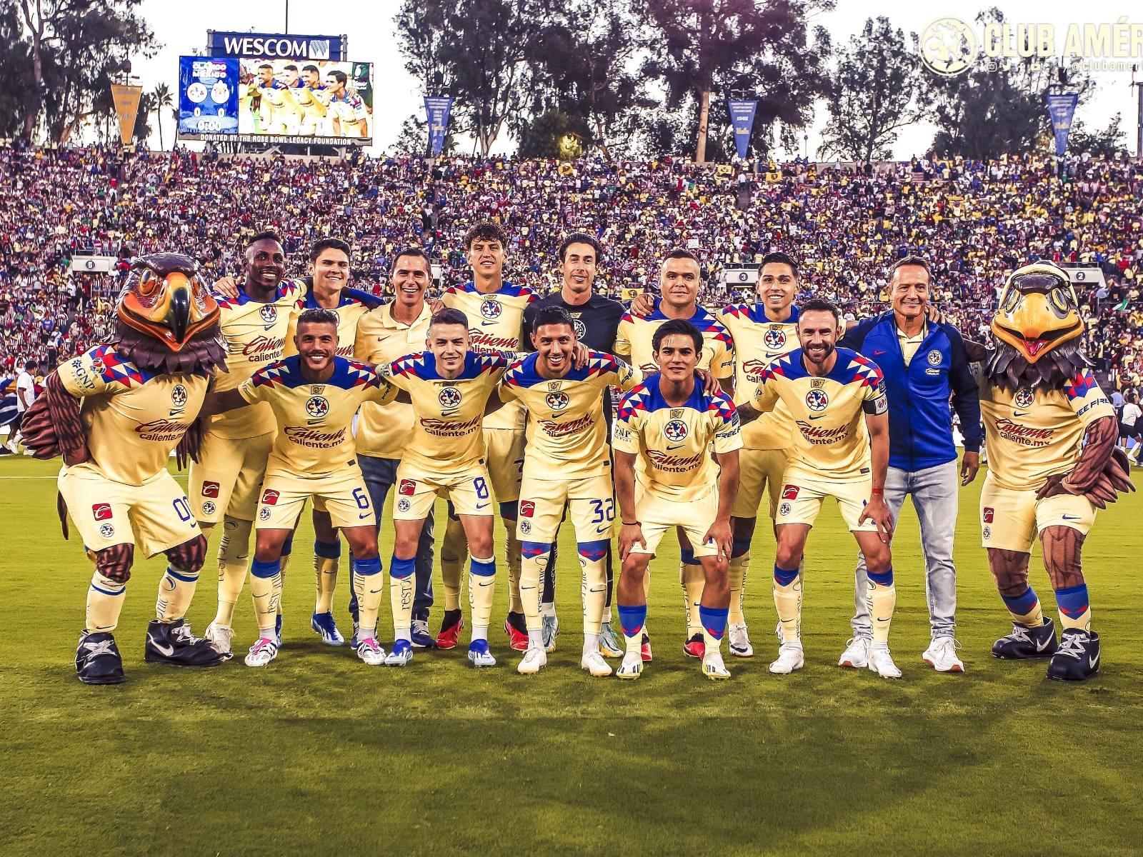 Quiñones fue la gran figura del Clásico Nacional entre América y chivas por sus dos golazos. (Foto: Twitter / ClubAmerica)