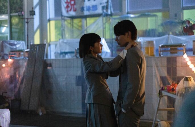 Ryogo e Ichica dejan los negocios atrás y empiezan un romance (Foto: Netflix)