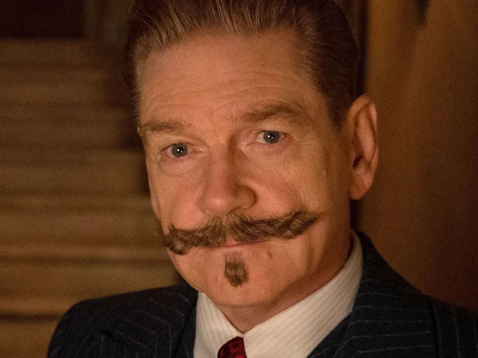 Kenneth Branagh interpreta a Hércules Poirot en "Cacería en Venecia" (Foto: 20th Century Studios)