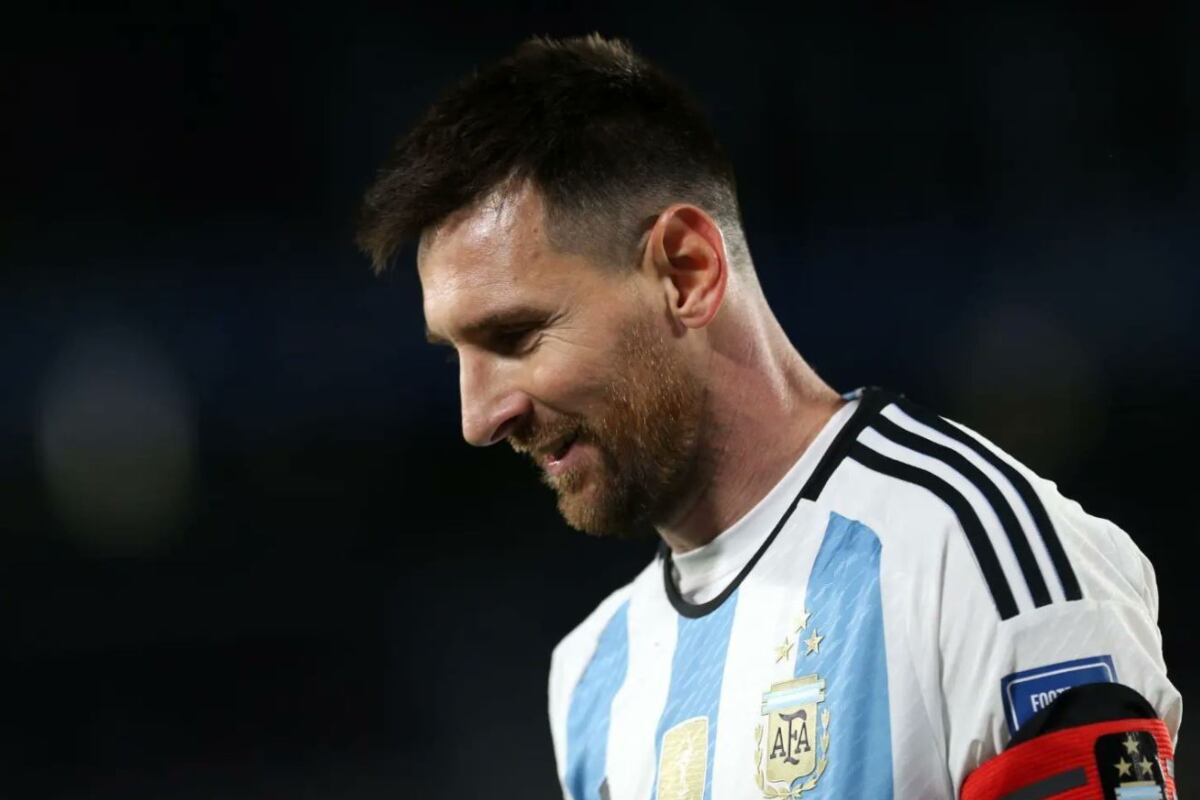 Lionel Messi no estaría desde el arranque frente a Perú. (Foto: Getty Images)