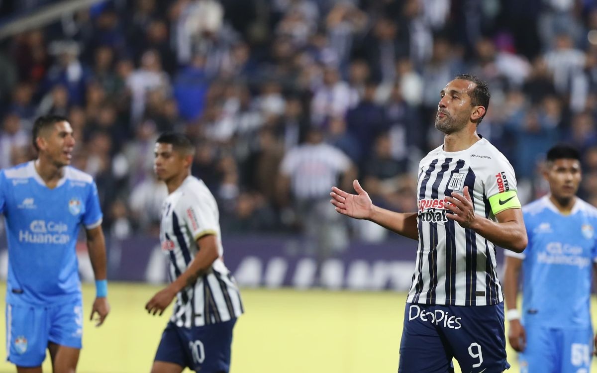 Hernán Barcos fue titular y jugó los 90 minutos en el empate entre Alianza Lima y ADT. (Foto: Jesús Saucedo/@photo.gec)
