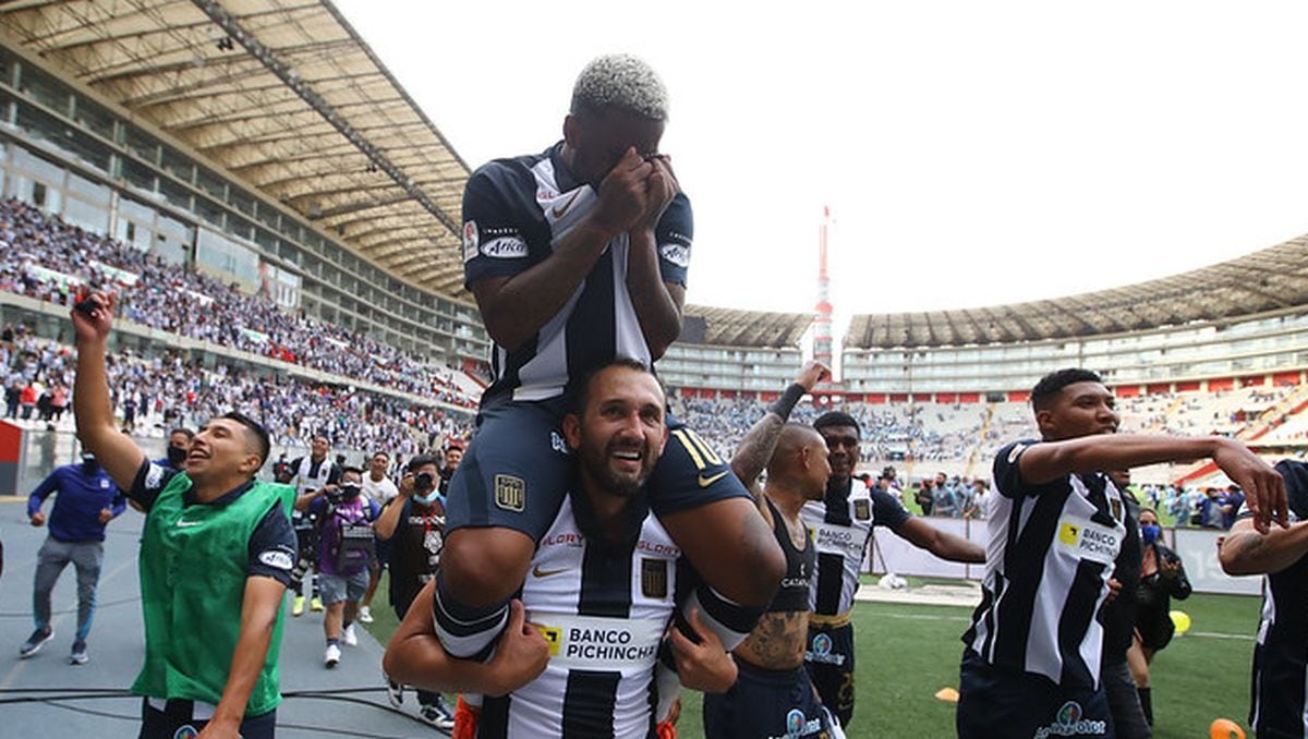 Jefferson Farfán ganador de la Liga1 con Alianza Lima. | Foto: Alianza Lima