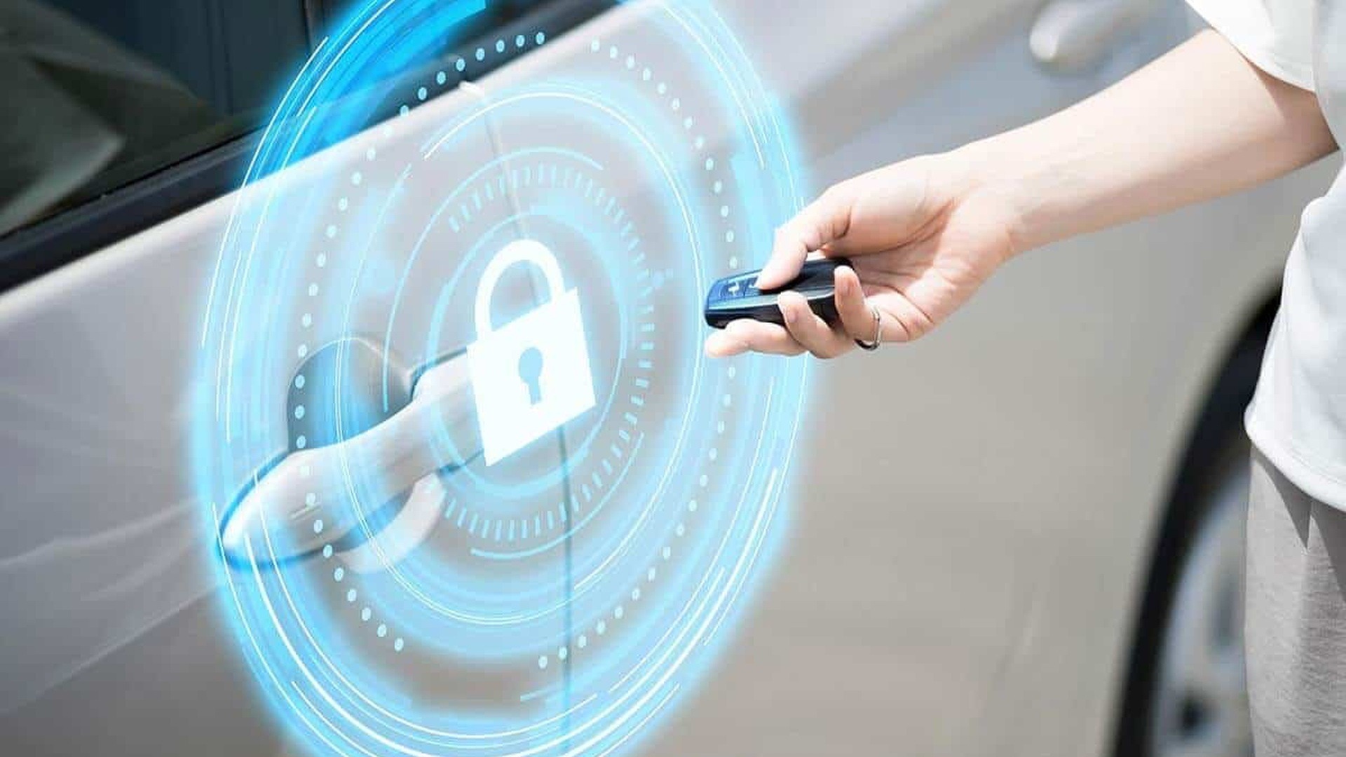 La automatización hace posible una conducción más segura en vías transitadas (PresseBox)