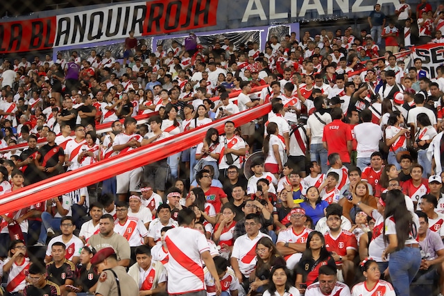 Cientos de hinchas de la Selección Peruana se congregaron en Matute para el duelo ante Nicaragua. (Foto: Jesús Saucedo / @photo.gec)