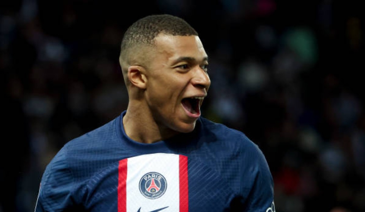 Kylian Mbappé tiene contrato hasta 2025 con PSG. (Foto: Getty Images)