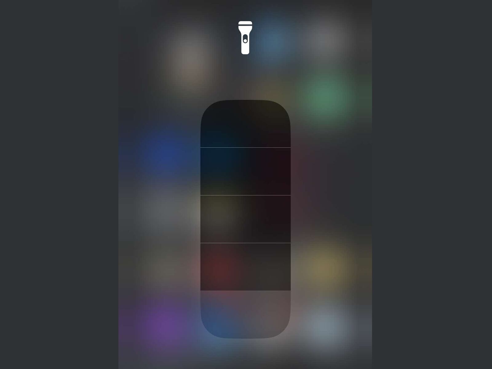 IPHONE | Presiona dos segundos el ícono de la linterna. (Foto: MAG - Rommel Yupanqui)