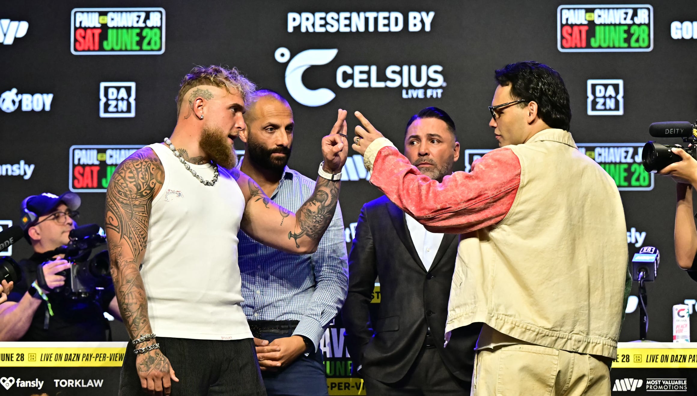 Who will win the Jake Paul vs. Julio Cesar Chavez Jr. fight? Follow the results of the boxing match in California. (Photo by Frederic J. Brown / AFP)