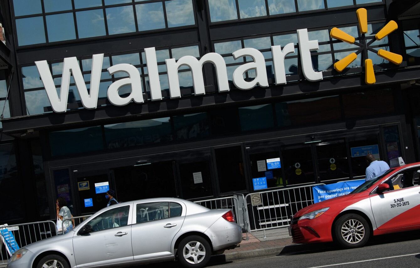 Walmart es una de las empresas que permanecerá cerrada en el Día de Acción de Gracias (Foto: AFP)