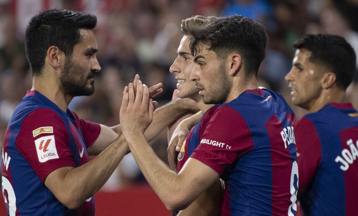 En el último partido de Xavi en el banquillo: Barcelona ganó 2-1 al Sevilla por LaLiga. (AFP)