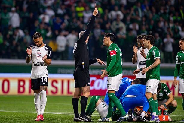 Palmeiras quedó eliminado de la Copa Brasil a manos de Corinthians con un global de 3-0. (Foto: Getty Images)