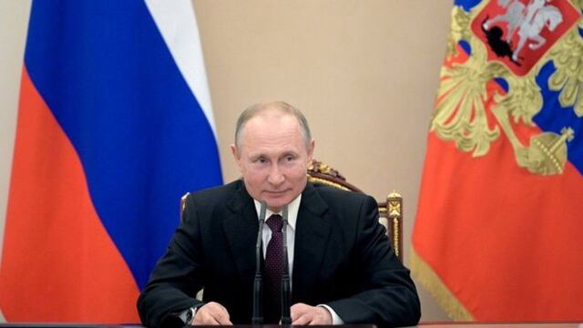 Arranca la carrera: Putin asegura que Rusia tiene la primera vacuna aprobada ante el COVID-19
