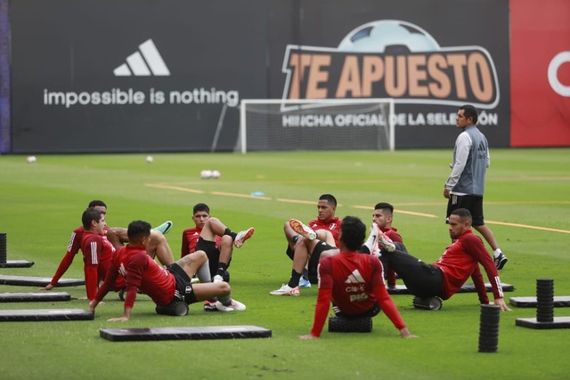 Perú entrenó este sábado en la Videna, a tres días del partido frente a Venezuela. (Foto: Julio Reaño / GEC)