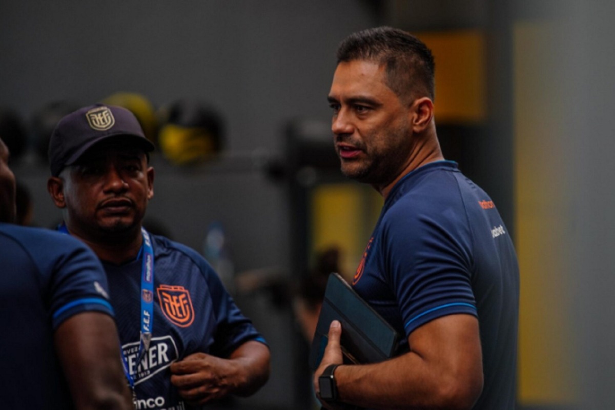 Andrés Usme es el nuevo técnico del equipo femenino de Universitario. (Foto: Agencias)