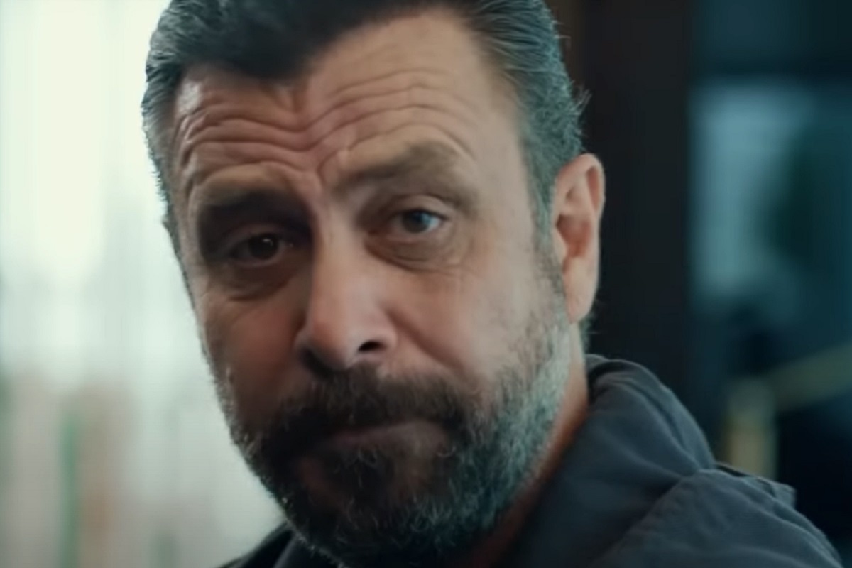 Nejat İşler interpreta a Sadık en la película turca "10 días de un mal hombre" (Foto: Netflix)