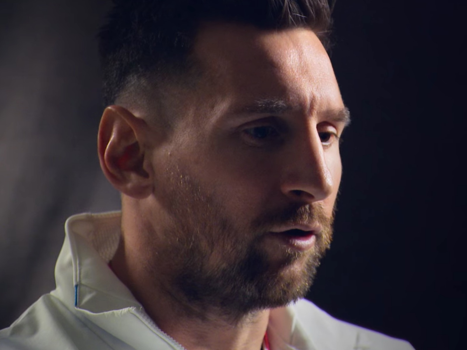 En "Captains of the World", importantes futbolistas internacionales y especialistas, incluyendo a Lionel Messi, se presentan frente a cámaras para hablar sobre la Copa Mundial FIFA 2022 (Foto: Netflix)