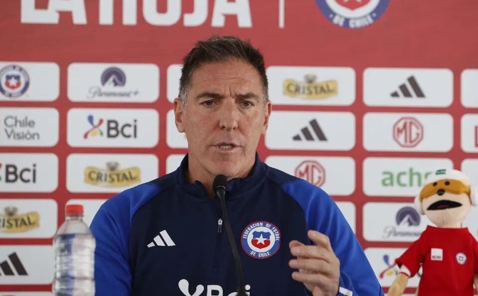 Eduardo Berizzo tiene contrato con Chile hasta el final de las Eliminatorias 2026. (Foto: Getty Images)