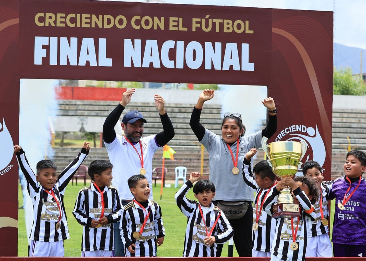 Creciendo con el Fútbol ha puesto a competir a más de 70 mil niños en cuatro categorías a nivel nacional durante el 2024. (Foto: FPF)