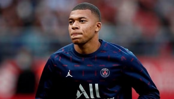 Kylian Mbappé tiene contrato con el PSG hasta junio del 2024. (Foto: Getty Images)