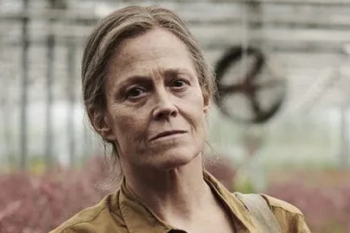 Sigourney Weaver como June Hart en la serie australiana "The Lost Flowers of Alice Hart" (Foto: Amazon Prime Video)