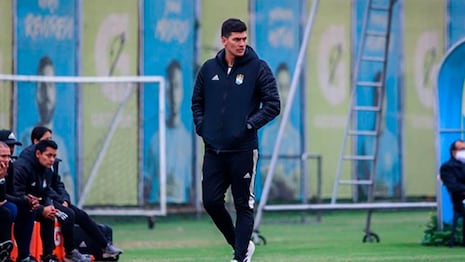 “Me sigo preparando”: Iván Bulos toma la responsabilidad en derrota de Sporting Cristal