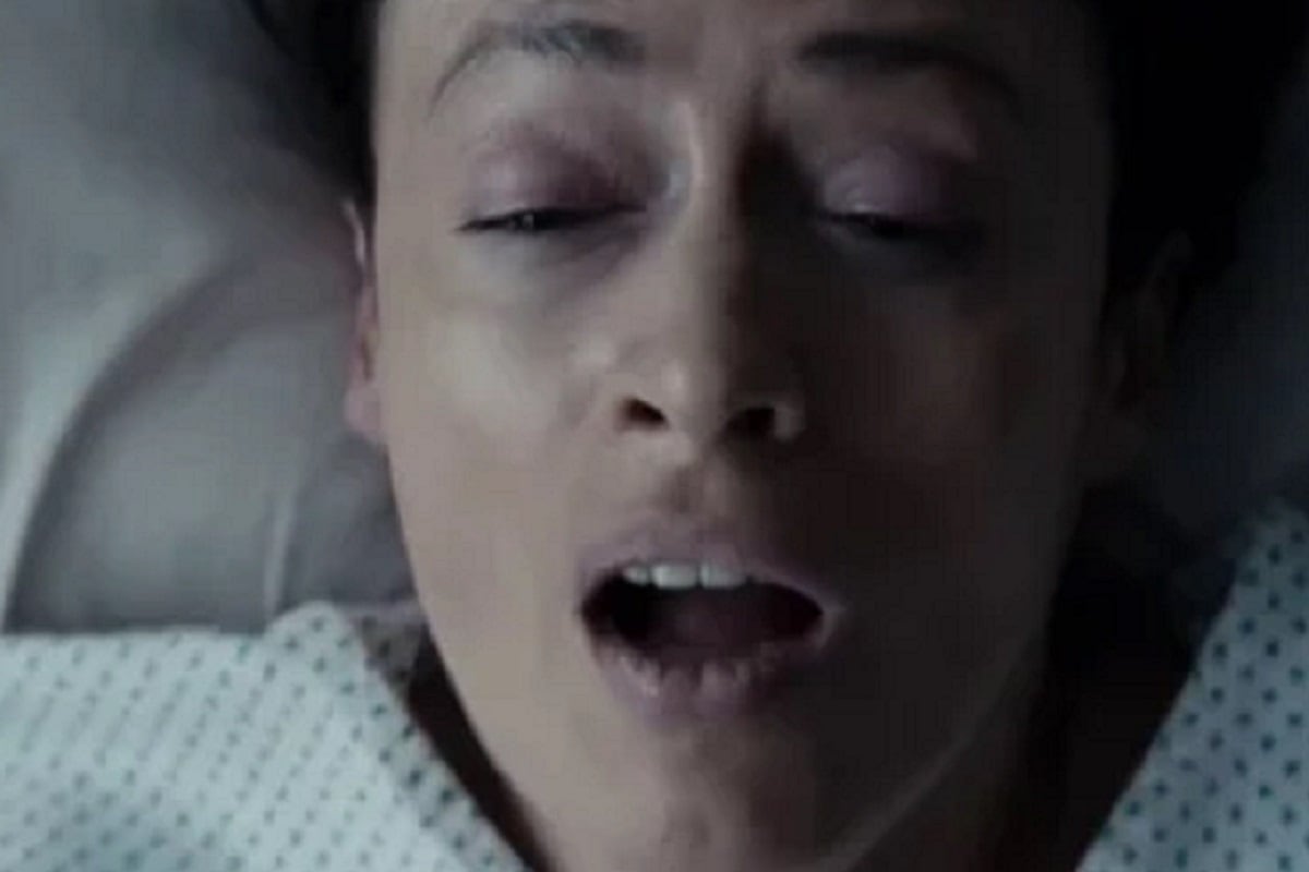 La oficial Anna Jass se despierta y se recupera en la temporada 3 de la serie polaca "El pantano" (Foto: Netflix)