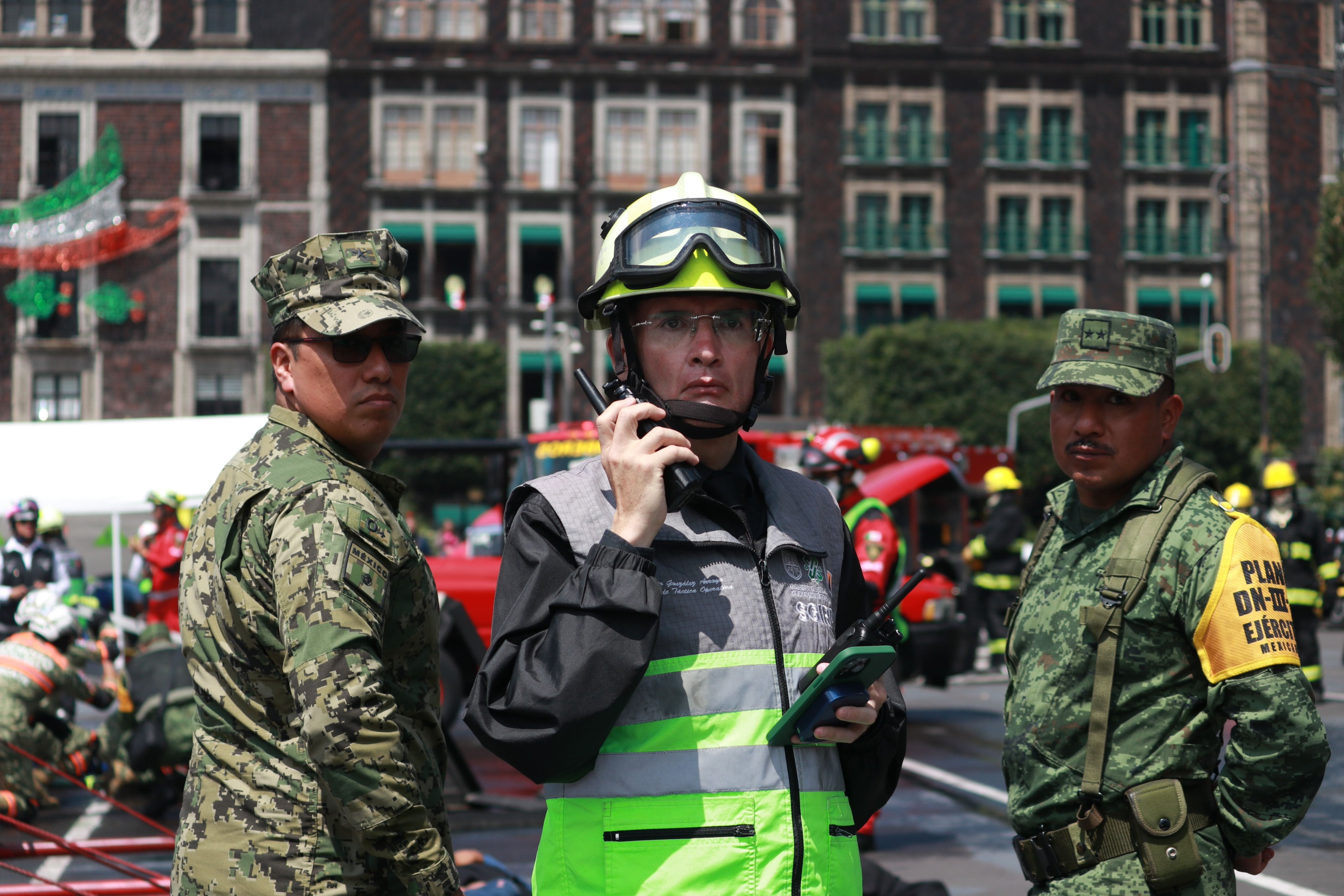 Trabajo conjunto y respuesta organizada en el simulacro del 18 de febrero a las 11:00 hrs. En Ciudad de México y Estado de México se ensaya un sismo de magnitud 7.2, con epicentro a 11 km de Pinotepa Nacional, Oaxaca. Prepararnos hace la diferencia. | Crédito: @CNPC_MX / X