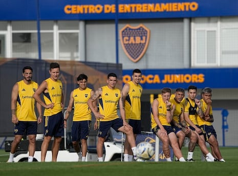 Horas claves para Luis Advíncula: Boca inició su pretemporada y DT comenzó a ‘limpiar’ el plantel