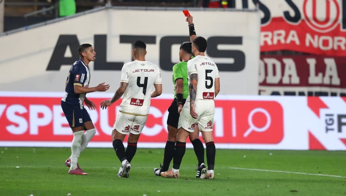 Jordi Espinoza fue el árbitro principal del clásico entre Alianza Lima y Universitario. (Foto: GEC)