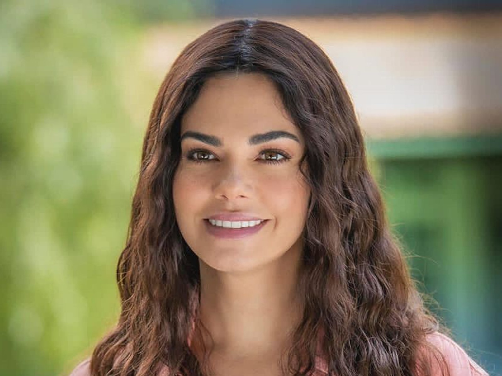 Livia Brito es la protagonista de la nueva telenovela "Minas de pasión" (Foto: TelevisaUnivision)