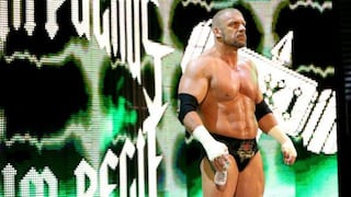 WWE: Triple H tendrá un árbitro especial para Wrestlemania 32 (VIDEO)
