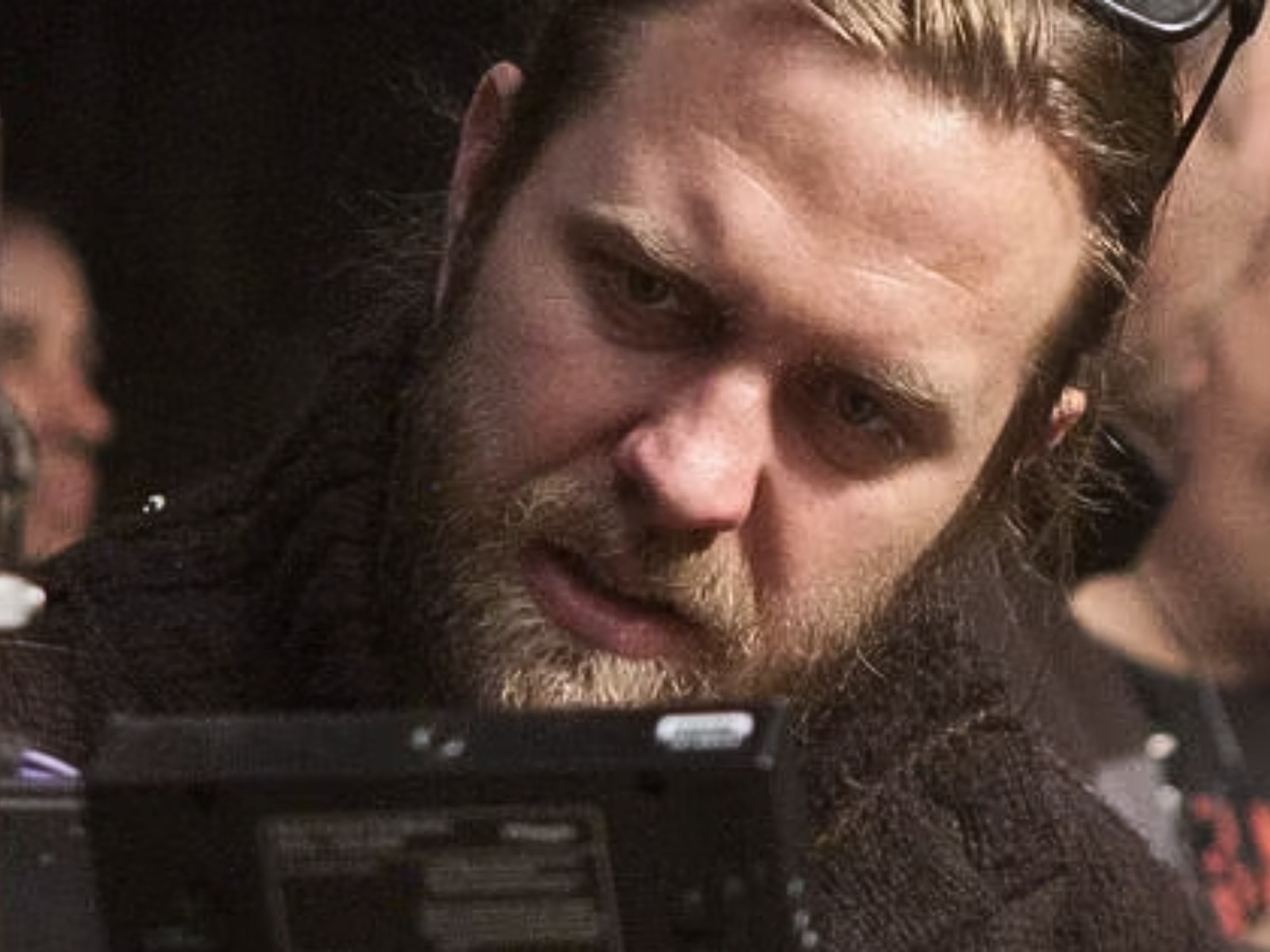 Carl Erik Rinsch trabajó con Keanu Reeves en “47 Ronin”, por lo que recibió su ayuda para conseguir dinero para su proyecto (Foto: Universal Pictures)